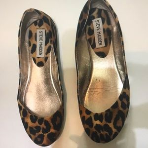 Steve Madden leopard flats size 8.5